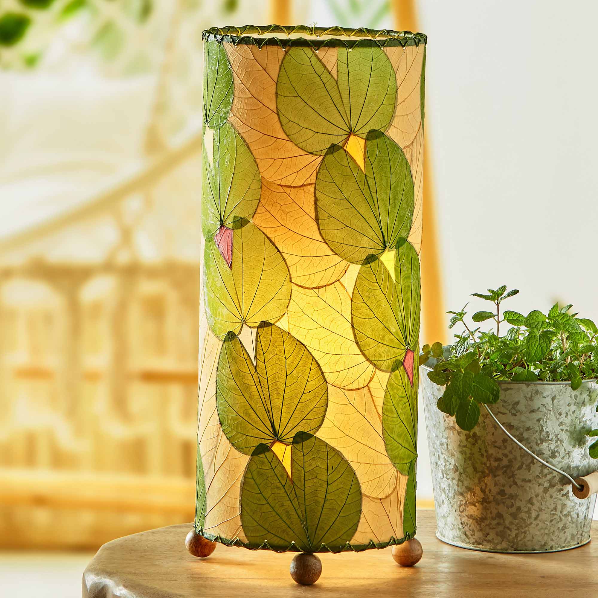 479-g-sq-lifestyle Butterfly Table Lamp