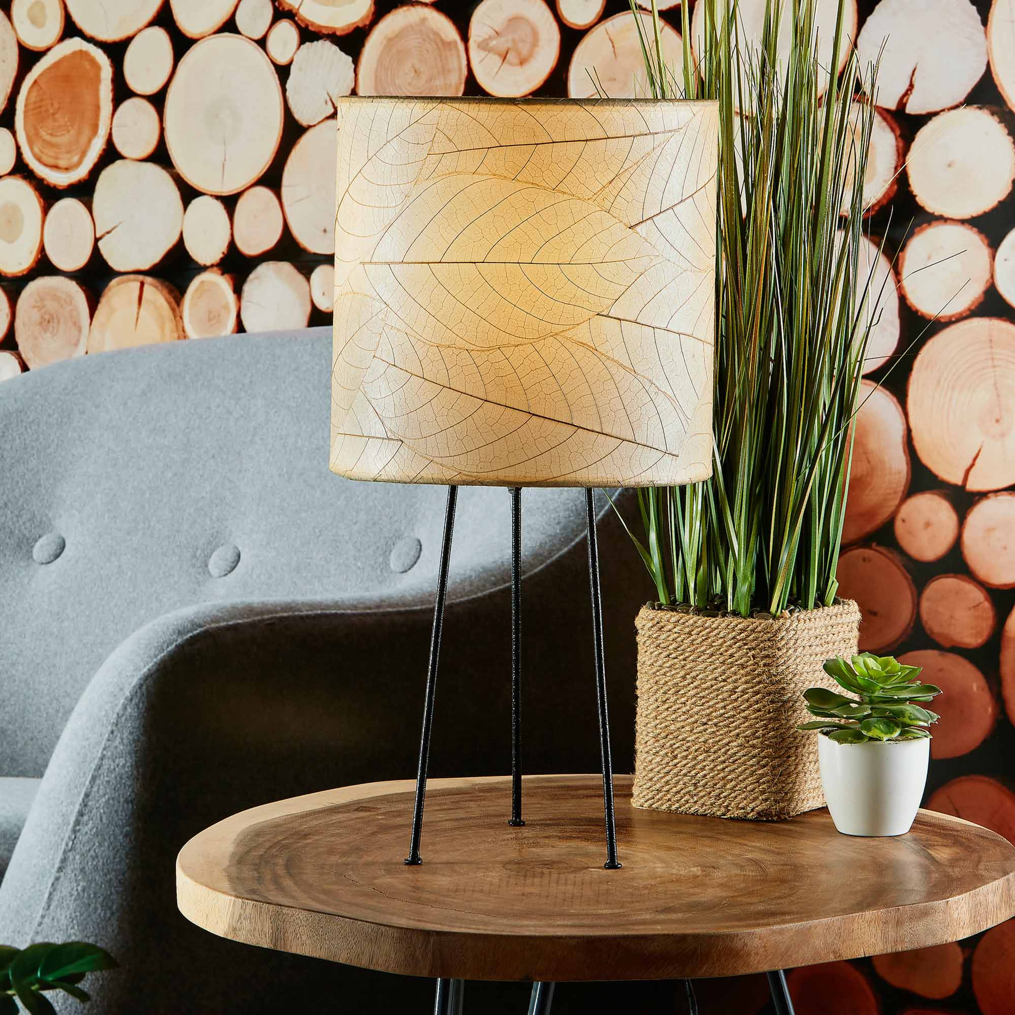 680-t-n-sq-lifestyle Metal Tripod Drum Table Lamp