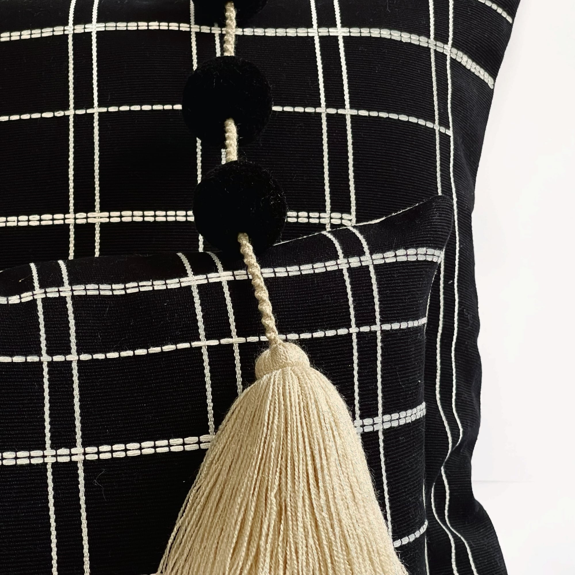 Grid Lumbar Pillow Cover