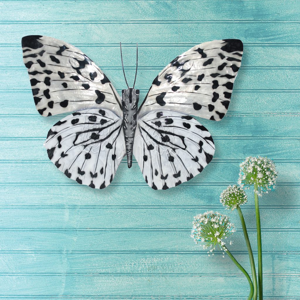 Butterfly wall décor black and white